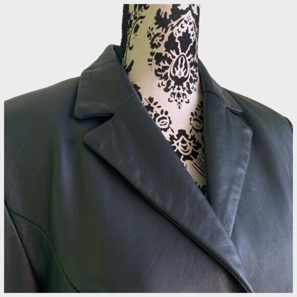 Danier Navy Leather Jacket - Picture 6 of 16